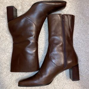 Beautiful Brown Michelle D heeled boots!